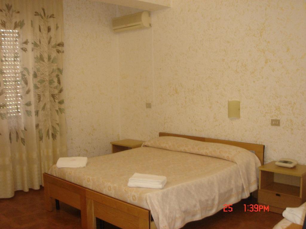 Hotel Ristorante Solari 브리아티코 객실 사진