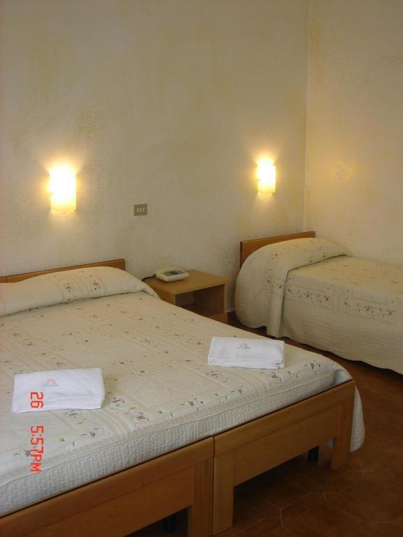 Hotel Ristorante Solari 브리아티코 객실 사진