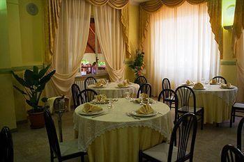 Hotel Ristorante Solari 브리아티코 외부 사진